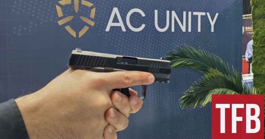 Bekto 22 semi-automatic pistol with polymer frame and 20-round magazine