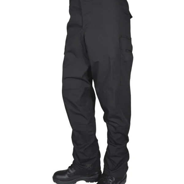 Tru-Spec BDU Basic Pants black, front view with cargo pockets and boots