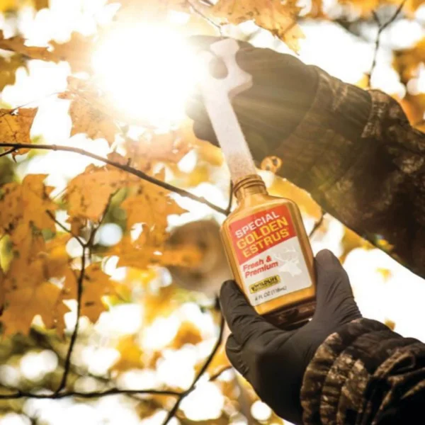 Wildlife Research Center Wildlife Research Special Golden Estrus - Fresh & Super Premium Whitetail Doe Urine with Estrus
