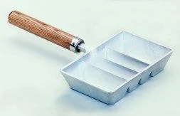 Lee Ingot Mould, silver four-cavity mould with separate wood-grip handle
