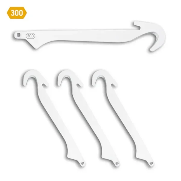 Outdoor Edge 3.0'' Gutting Blade Pack 4/ct, silver hooked blades shown individually and grouped