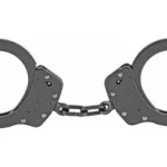 Smith & Wesson S&W M&P LEVER LOCK CUFF MELONITE, dark gray handcuffs with short chain, top view