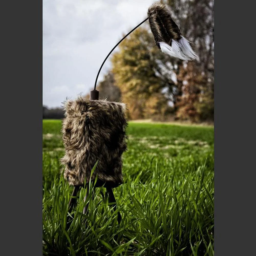 primary-43714 Huntwise dba MOJO Outdoors Mojo Super Critter Predator Decoy