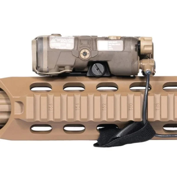 Reptilia Low Profile M-LOK Rail FDE, tan rail shown from the side with mounted device and cable