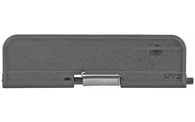 UTG QUICK INSTALL COVER 223/556, black top view with metal spring latch