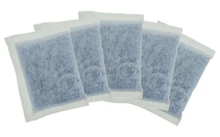 silica-gel-gun-cleaning-40g-lock-down-rechargeable-primary AOB Lockdown Rechargeable Silica Gel, five translucent packets fanned out